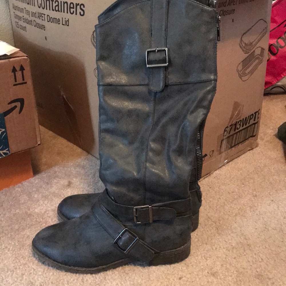 Gray boots